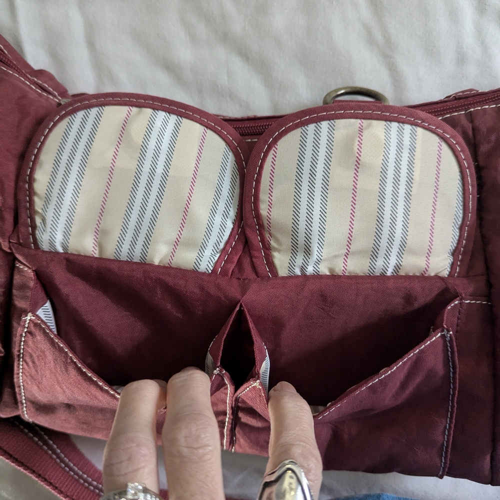 NWOT Travelon Burgundy Hobo Bag - Picture 13 of 13